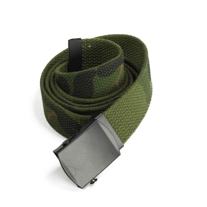 Tropenkoppel riem woodland camo met zwarte schuifgesp