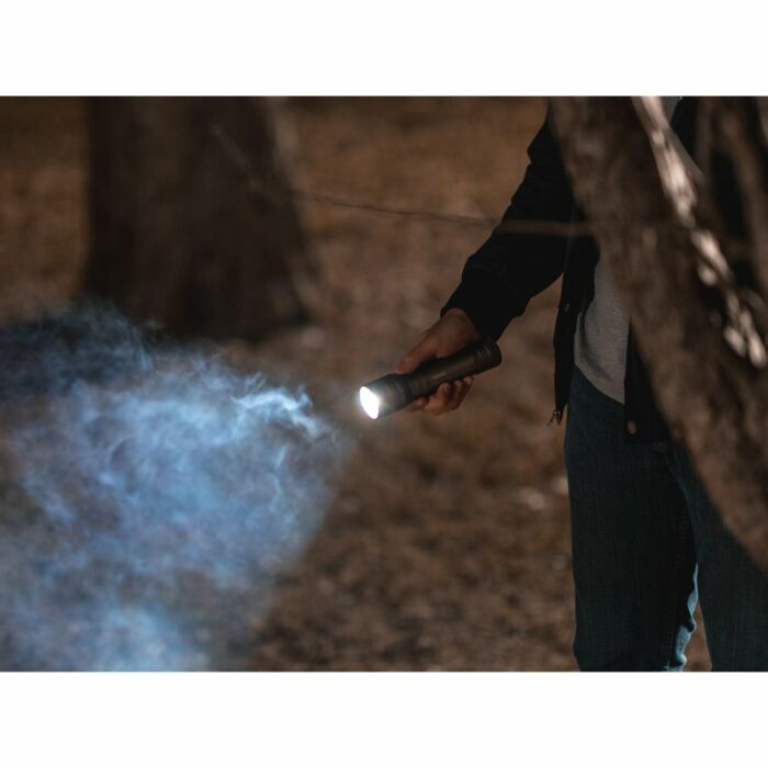 Nebo Zaklamp Newton 750 lumen Magnetisch